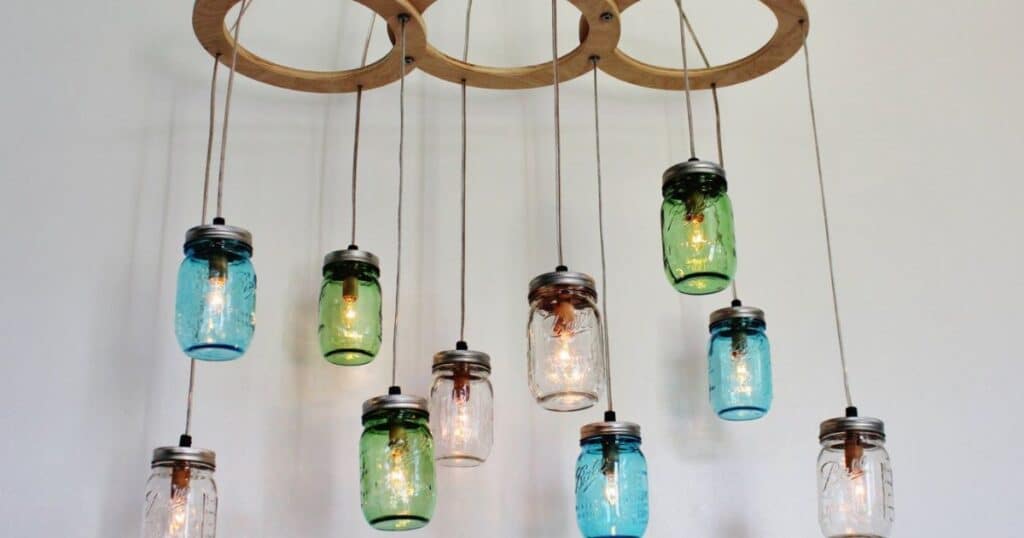Practical Uses for Hanging Mason Jars
